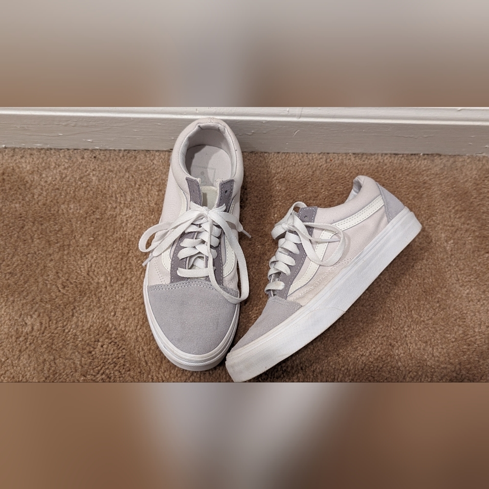 Women's Vans. Size 6